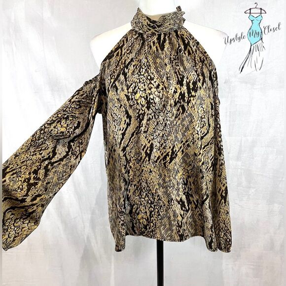 Blush long sleeve cold shoulder animal print backless top size medium - Picture 1 of 6